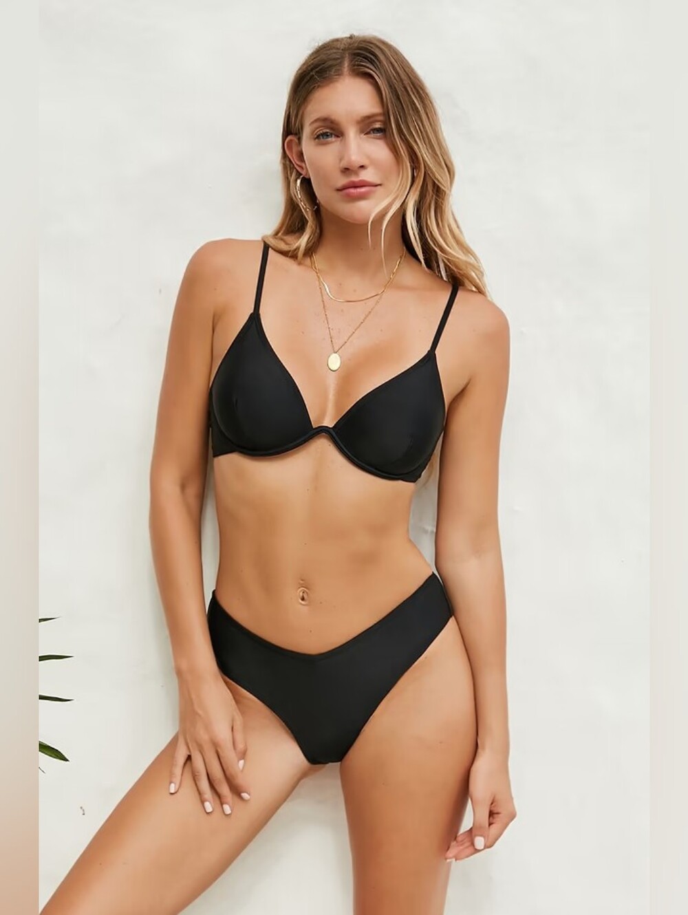 Onyx V-Neck Underwire Top & Cheeky Hipster Bikini Set 💥 BRAND NEW 💥